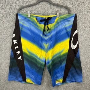 Vtg Oakley Board Shorts Men's Size 38 Blue Yellow Black Quick-Dry Scull Tag